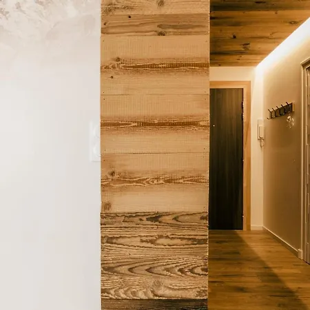 Apartment T4 70m2 Moderne Style Chalet, Proche Chambery La Motte-Servolex