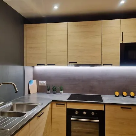 T4 70m2 Moderne Style Chalet, Proche Chambéry La Motte-Servolex