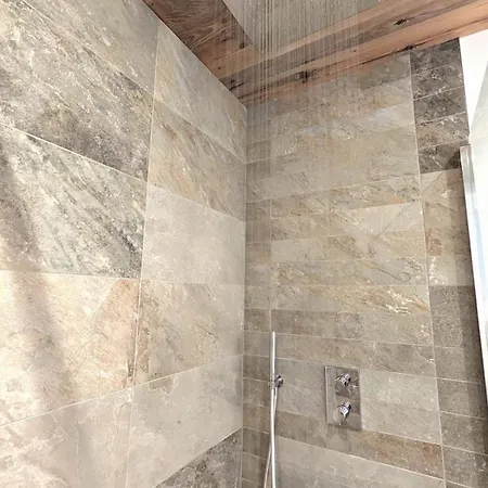T4 70m2 Moderne Style Chalet, Proche Chambery * La Motte-Servolex