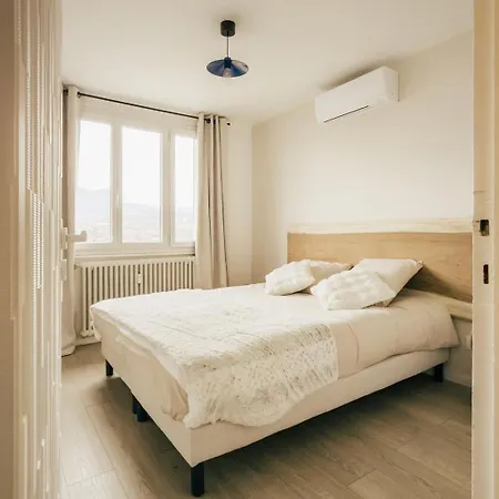T4 70m2 Moderne Style Chalet, Proche Chambery Apartment